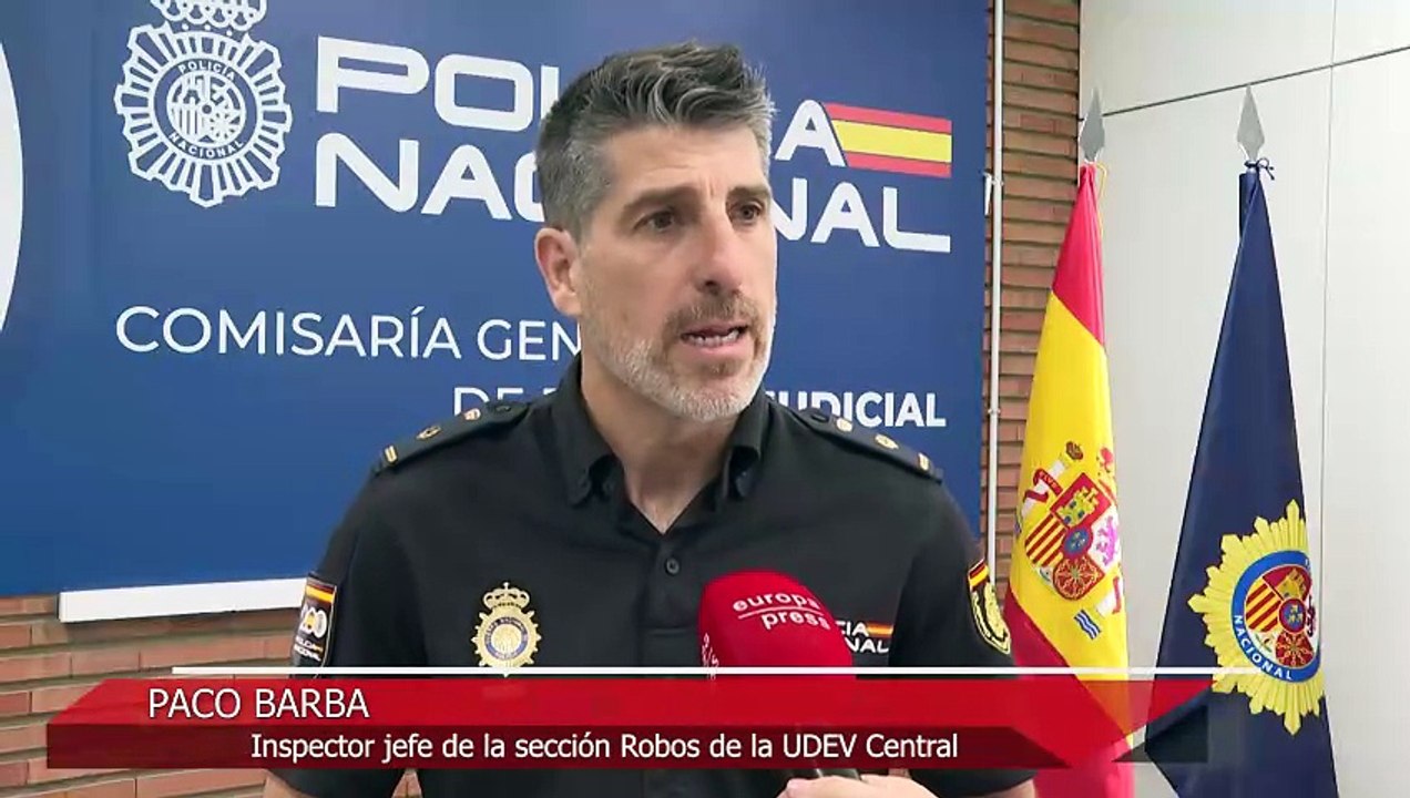 Tres detenidos mientras robaban un banco y planeaban más atracos en diferentes entidades