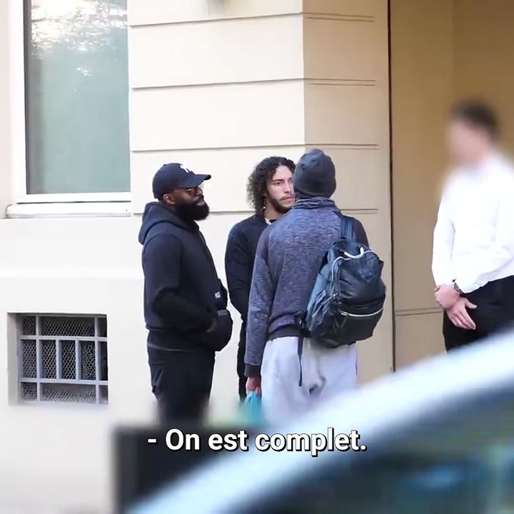 Un hôtel de luxe refuse de faire rentrer un SDF 😳