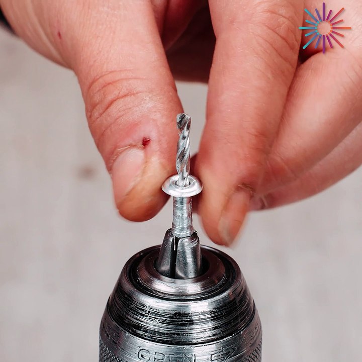 Simple trick for drilling into wood 🔩