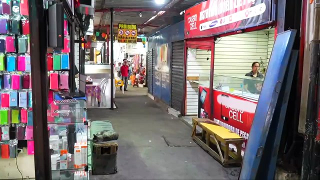 Incêndio Devastador em Lojas de Celulares no Recife: Comerciantes Procuram Recomeço e Assistência Após Tragédia