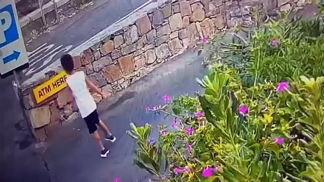 Allen, il bambino di Ventimiglia scomparso: l'ultimo video lo immortala mentre attraversa la strada
