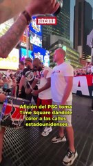 La pasión del PSG cruza fronterassu afición enciende Times Square con todo el espíritu parisino.
