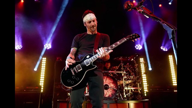 GODSMACK - 1000HP (LYRIC VIDEO PERFORMED BY JEFF LUPUS)