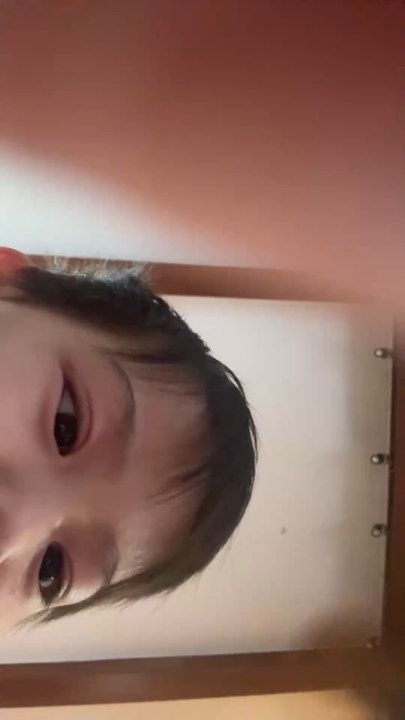 Hi