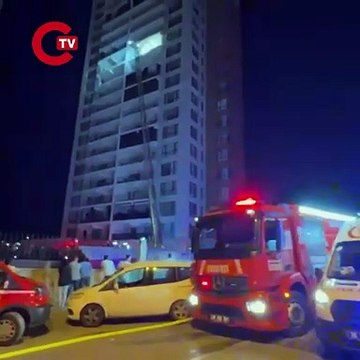 Ankara’da 26 katlı binada yangın faciası: 3 kişi öldü, 20 kişi dumandan etkilendi