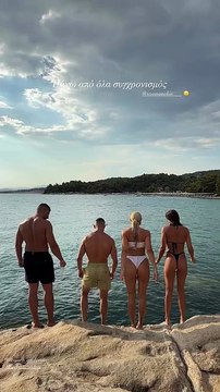 Ιωάννα Τούνη: Η εκδρομή στη Χαλκιδική – Το beach look και το δείπνο με φίλους!