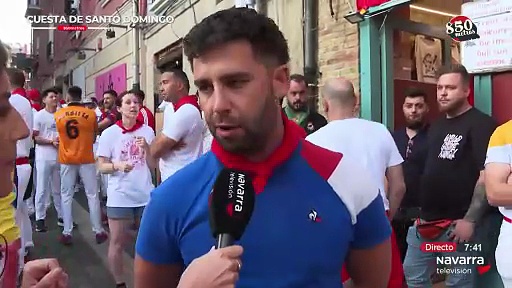 Encierro con muchos corredores franceses por su fiesta nacional