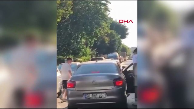 Küçükçekmece’de araç içindeki tartışmada kadının yardımına çevredekiler koştu; sürücü gaza basıp kaçtı