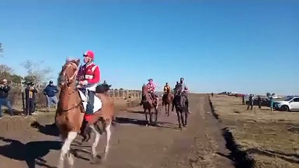 Raid sobre 7200 mts organizado por Nicolás Mena - Centauro Polo, Pista El Retorno - Melo 12/07/2025