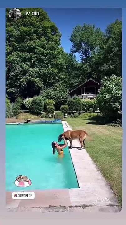 Loup Delon filmée par sa soeur Liv à Douchy dans le domaine familial