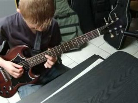 AC/DC - Leçon Solo Angus Young par Pierre