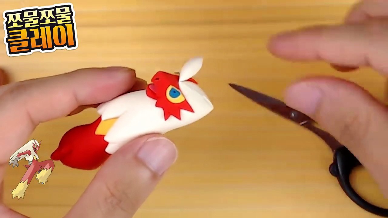 Sculpting Blaziken Fire_Fighting Pokémon