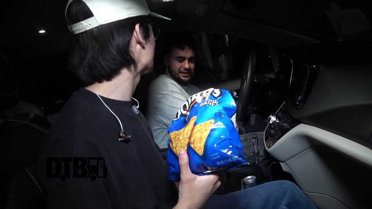 MICO - BUS INVADERS Ep. 2070