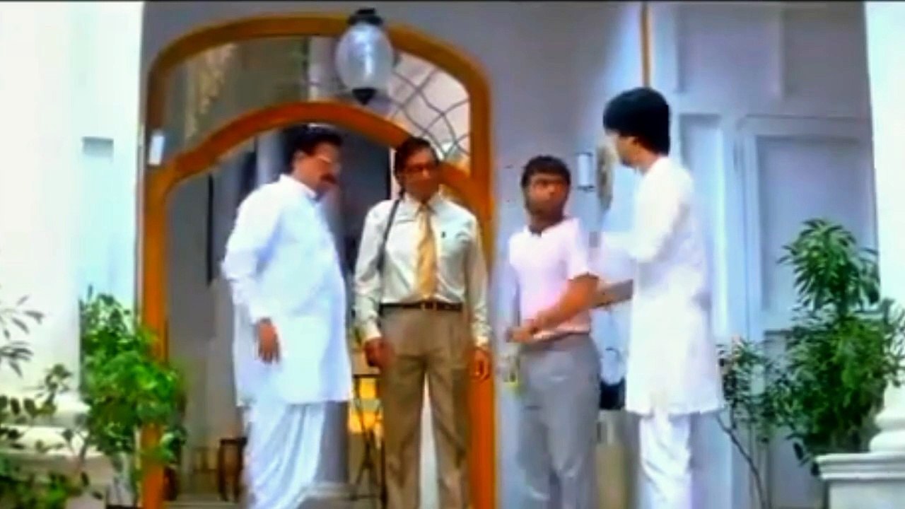 Bollywood comedy, comedy video, comedy clips, bollywood moovie clip, Hindi cenema, Indian comedy clip,Anil kapoor, madhuri dixit.