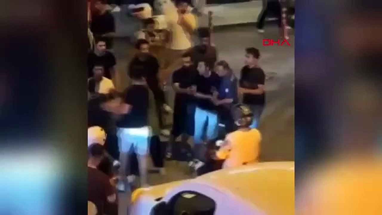 İstanbul'da polise saldırı: Hatalı park uyarısı yapan polise saldırdılar!