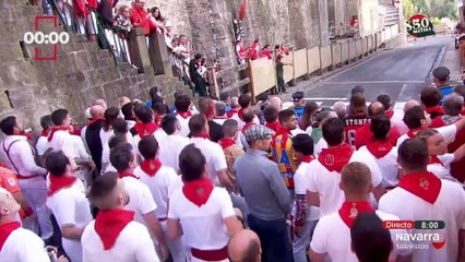 Rapidísimo encierro de los Miura, el último de los Sanfermines