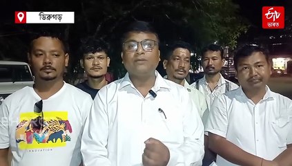 এটা শব্দৰ বাবেই বিতৰ্কত 'মালামাল বইজ': পৰিচালকৰ বিৰুদ্ধে থানাই থানাই এজাহাৰ