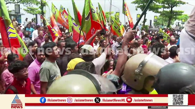 സ്വജന പക്ഷപാതവും അഴിമതിയും ആരോപിച്ച് കോഴിക്കോട് കോർപറേഷനിലേക്ക് ബിജെപി മാർച്ച്