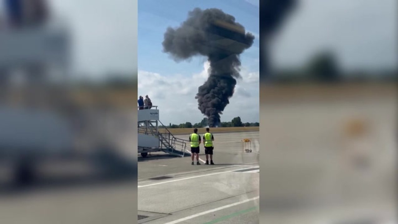 Fireball erupts after Southend plane crash sending plumes of smoke into sky