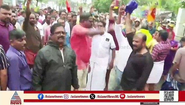 കോഴിക്കോട് കോർപറേഷനിലേക്ക് ബിജെപി നടത്തിയ പ്രതിഷേധ മാർച്ചിൽ സംഘർഷം