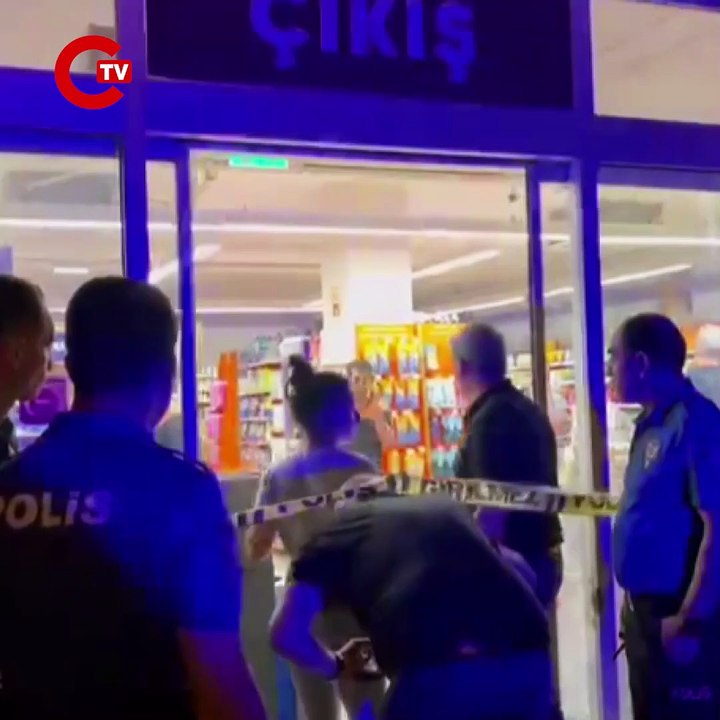 Markette 'Sapık mısın' diyerek tepki gösteren kadını ve 14 yaşındaki çocuğu kurşun yağmuruna tuttu!