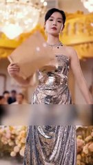 Kind girl help autistic boy, not knowing he was her and billionaire’s son. He hugged her calling Mom