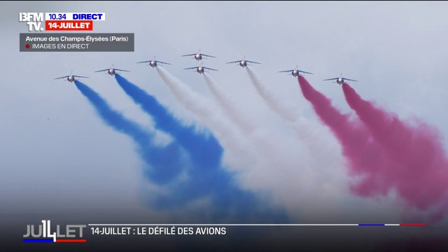14-Juillet: passage de la patrouille de France au-dessus des Champs-Élysées