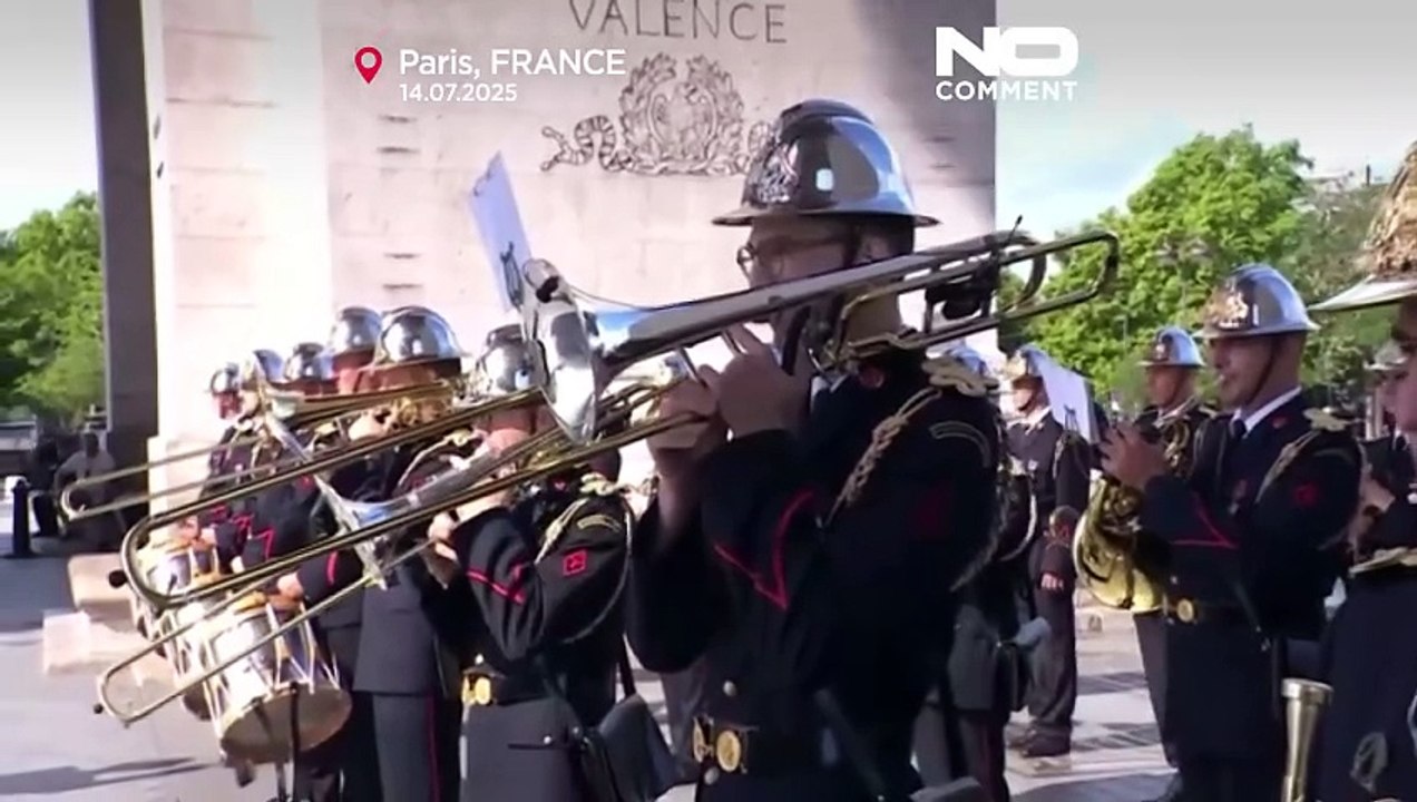 Frankreich veranstaltet jährliche Militärparade zum Bastille-Tag in Paris