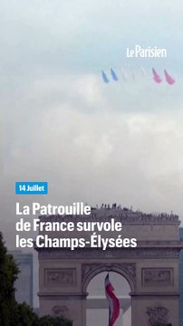La Patrouille de France survole les Champs-Élysées