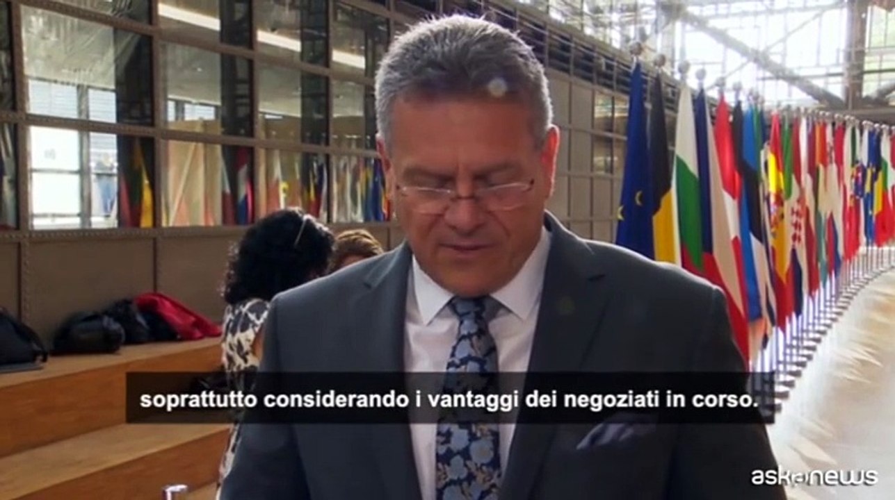 Ue, Sefcovic: dazi al 30% proibitivi per scambi commerciali con Usa