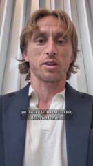 OFICIAL | MODRIC firma por el AC MILÁN
