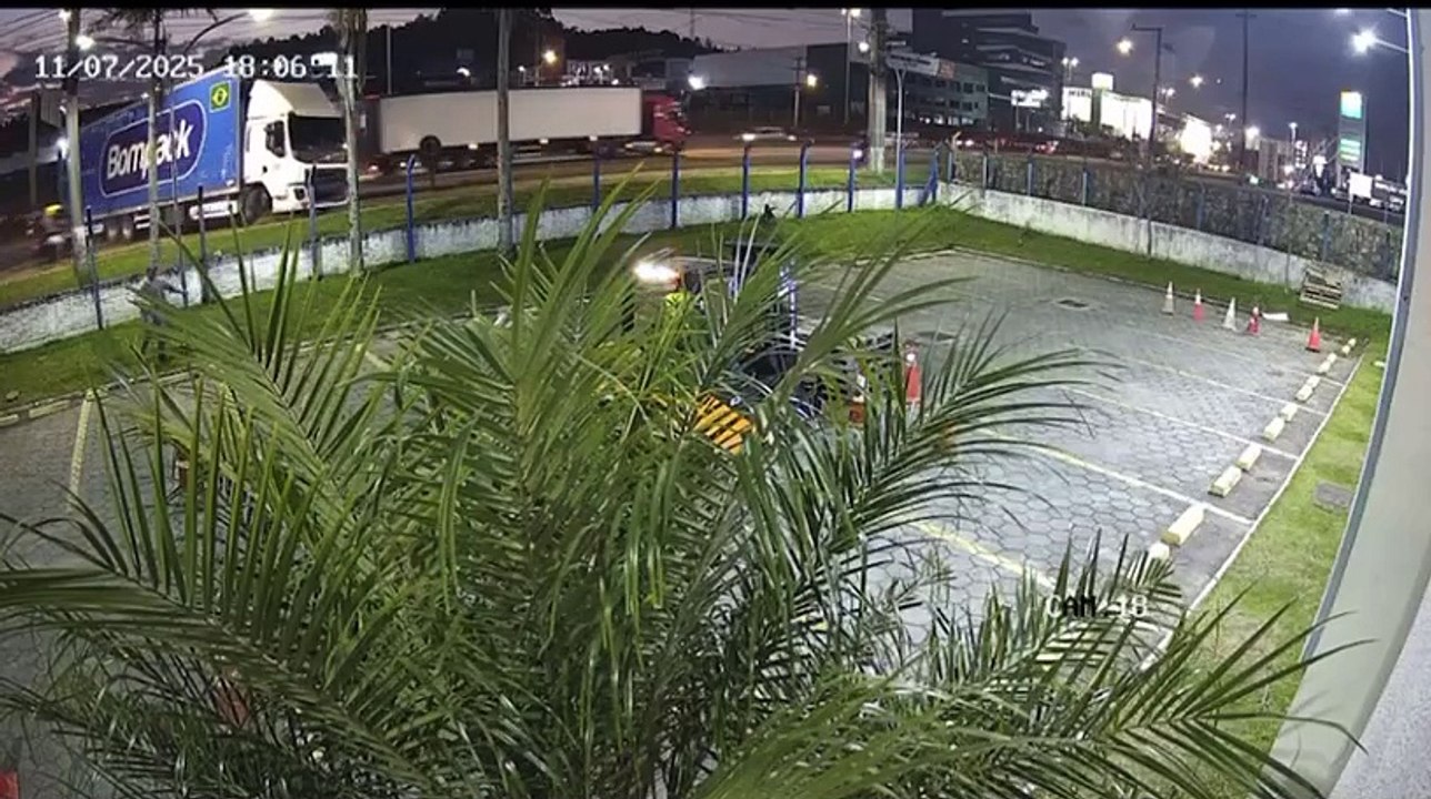 Caminhoneiro “super embriagado atropela motociclista na BR-101 e acaba preso em SC