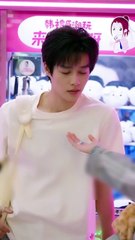 A kind girl healed the billionaire CEO in her final year—he never married anyone after her❤️