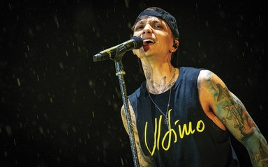 Ultimo annuncia il grande concerto live a Tor Vergata: appuntamento al 4 luglio 2026. La Favola è per sempre