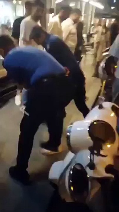 Bayrampaşa'da 'yüksek sesle Kürtçe müzik' gerginliği... DEM Parti 'polis saldırdı' dedi, Valilik ve DMM'den yalanlama geldi!