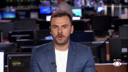 Avião de pequeno porte cai em aeroporto na Inglaterra