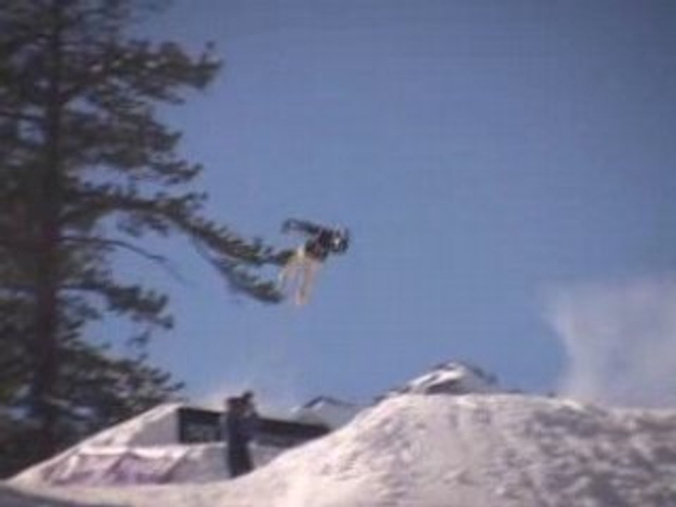 Skiing Freestyle - Big Air Comp
