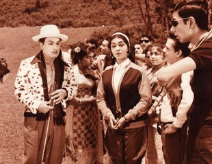 Saroja Devi | அப்பா போலீஸ்,கணவர் இன்ஜினியர்! முதல் படமே தேசிய விருது...சினிமாவுக்குள் வந்தது எப்படி?