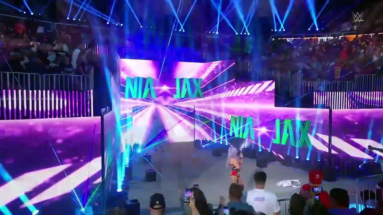 WWE EVOLUTION 2025 - BATTLE ROYAL