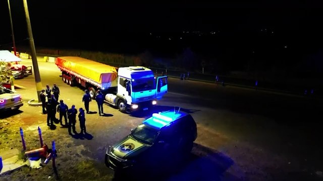 Motorista de carreta é preso duas vezes, em menos de 72 horas, com carga de smartphones