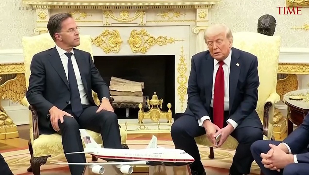 Trump Threatens Tariffs on Russia in Ultimatum to Putin Over Ukraine Peace Deal