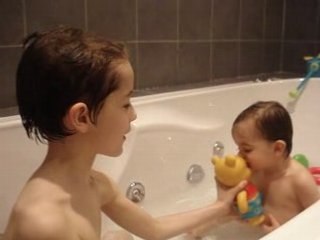 Enfants bain