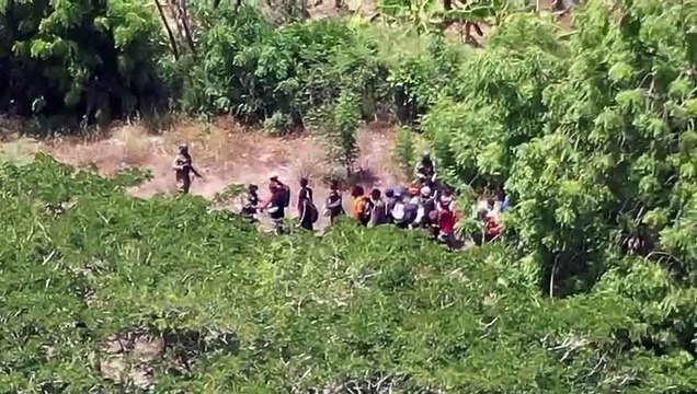 Mediante vigilancia con drones Ejército detiene a 50 extranjeros en situación migratoria irregular en Valverde