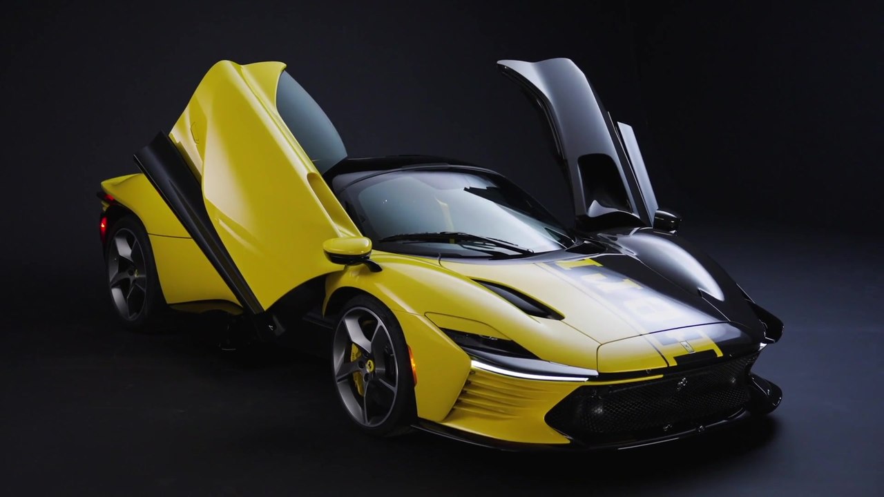 Ferrari Daytona SP3 Tailor Made - Highlights