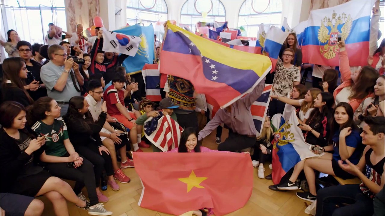 Die Schule auf dem Zauberberg | movie | 2019 | Official Trailer