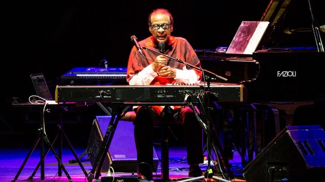 Cavea dell'Auditorium sold out per Herbie Hancock e il suo mondo sonoro tra jazz, elettronica e funk