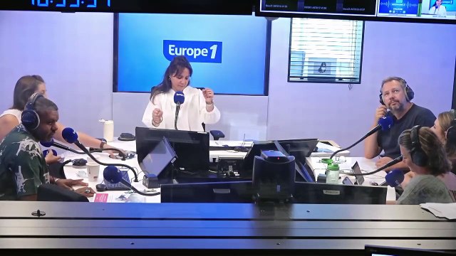 Hervé Mathoux en vacances dans l'Aveyron à Broquiès