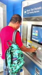 SULTAN BONA DEGDEGAN TOP UP KARTU DI STASIUN MRT JAKARTA