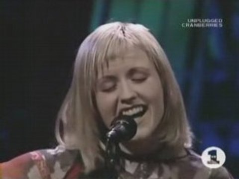 The CRanberries - I'm Still Remembering ACOUSTIC MTV UNPLUGG