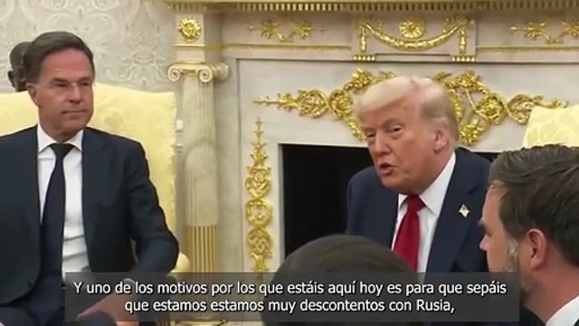 Trump amenaza a Rusia con 100% de aranceles secundarios